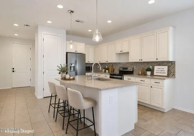 Photo 2 of Single family home for sale at 15912 S 11th Way, Phoenix, AZ 85048 | MLS# 7022499 | Listing updated on 2026-09-12