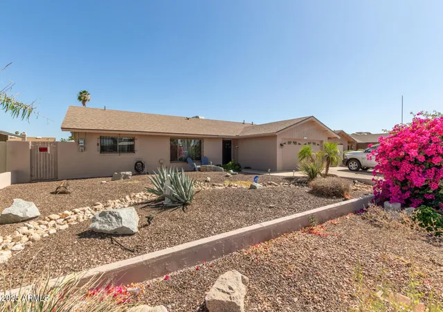 Photo 2 of Single family home for sale at 3529 W Saint Moritz Ln, Phoenix, AZ 85053 | MLS# 7015259 | Listing updated on 2026-04-17