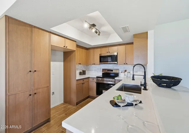 Photo 2 of Townhouse for sale at 9453 W Mcrae Way, Peoria, AZ 85382 | MLS# 7015281 | Listing updated on 2026-09-19