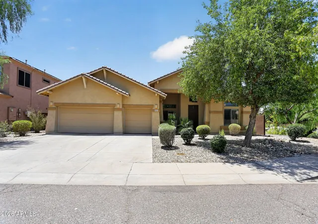 Photo 2 of Single family home for sale at 5217 W Spur Dr, Phoenix, AZ 85083 | MLS# 7045400 | Listing updated on 2026-09-10