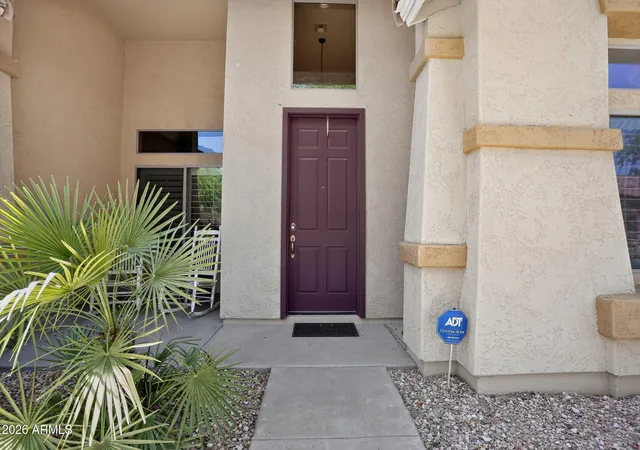 Photo 4 of Single family home for sale at 5217 W Spur Dr, Phoenix, AZ 85083 | MLS# 7045400 | Listing updated on 2026-09-10