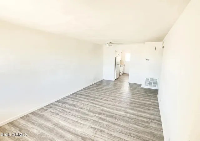 2nd image of 7120 N 66th Dr, Glendale, AZ 85301 | MLS# 7013790