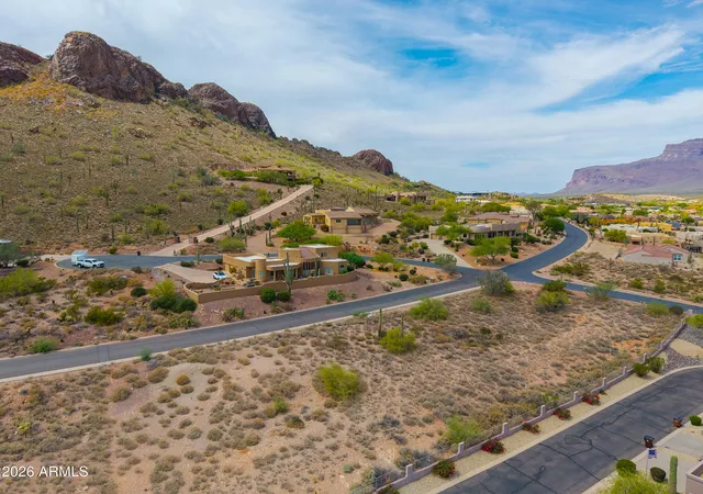 Homes for sale in Gold Canyon, AZ | 5153 S Gold Canyon Dr #3, Gold Canyon, AZ 85118 | MLS# 7014576