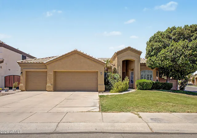 2nd image of 3092 S Pennington Dr, Chandler, AZ 85248 | MLS# 7015744