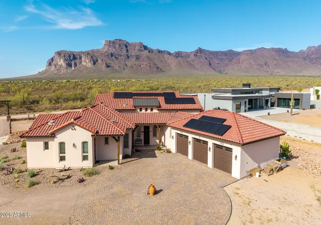Photo 1 of Single family home for sale at 6519 E Southern Ave, Apache Junction, AZ 85119 | MLS# 7018563 | Listing updated on 2026-09-02