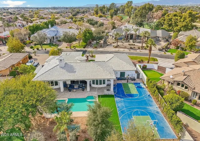 Photo 3 of Single family home for sale at 351 N Cloverfield Cir, Litchfield Park, AZ 85340 | MLS# 7014032 | Listing updated on 2026-09-15