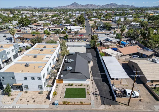 3rd image of 3020 E Yale St, Phoenix, AZ 85008 | MLS# 7014168