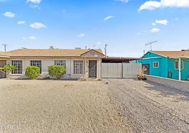 2nd image of 2032 W Cypress St, Phoenix, AZ 85009 | MLS# 7014410