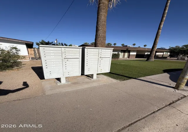 Photo 4 of Townhouse for sale at 3325 N 66th Street, Scottsdale, AZ 85251 | MLS# 7014570 | Listing updated on 2026-09-12
