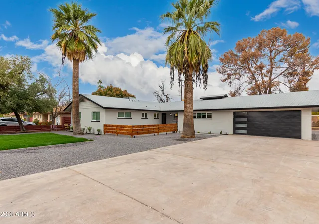 Photo 1 of Single family home for sale at 5518 E Thomas Rd, Phoenix, AZ 85018 | MLS# 7014347 | Listing updated on 2026-06-17