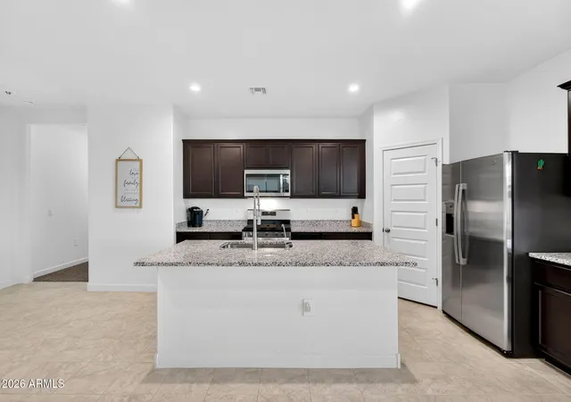 3rd image of 9871 S Palo Verde Dr, Apache Junction, AZ 85120 | MLS# 7015025