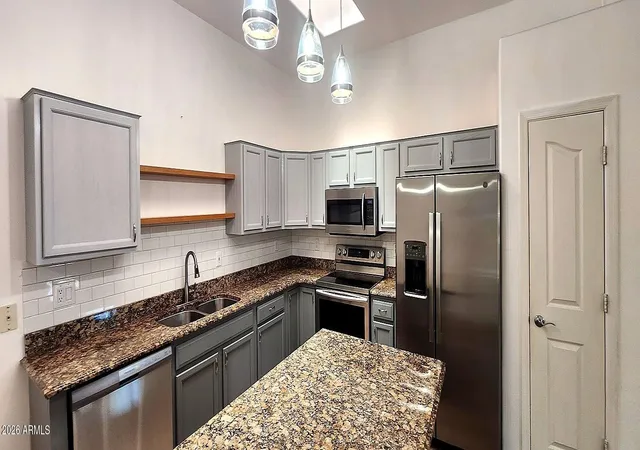 Photo 3 of Townhouse for sale at 16620 S 48th Street #39, Phoenix, AZ 85048 | MLS# 7044417 | Listing updated on 2026-09-02