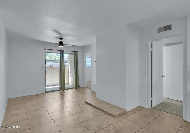 4th image of 5525 E Thomas Rd #A1, Phoenix, AZ 85018 | MLS# 7029805