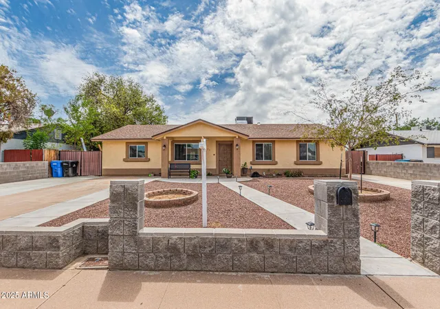 Photo 1 of Sale Pending at 6821 W Campbell Ave, Phoenix, AZ 85033 | MLS# 7014775 | Listing updated on 2026-07-16