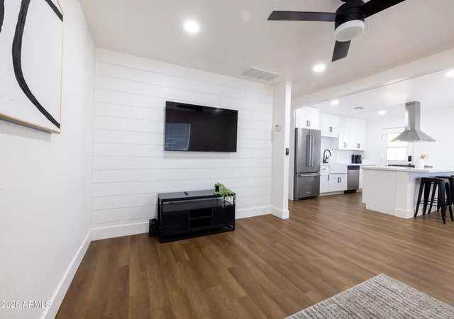 5th image of 216 E Washington Ave, Gilbert, AZ 85234 | MLS# 7014769