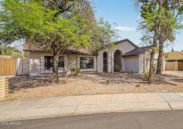 Photo 3 of Single family home for sale at 16451 N 47th Place, Phoenix, AZ 85032 | MLS# 7015697 | Listing updated on 2026-10-20