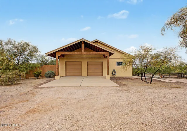 Photo 1 of Single family home for sale at 45812 W J 1 Ranch Rd, Wickenburg, AZ 85390 | MLS# 7014886 | Listing updated on 2026-10-08