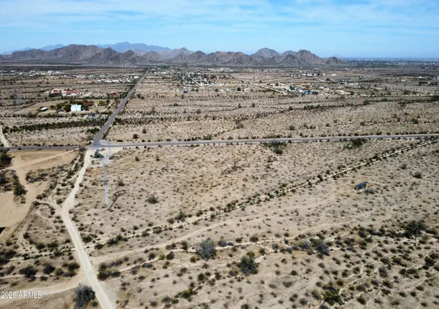 Photo 4 of Land for sale at 55912 W Barnes Rd Lot B #0, Maricopa, AZ 85139 | MLS# 7015039 | Listing updated on 2026-09-24