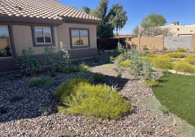 2nd image of 501 E Cloud Rd, Phoenix, AZ 85086 | MLS# 7015183