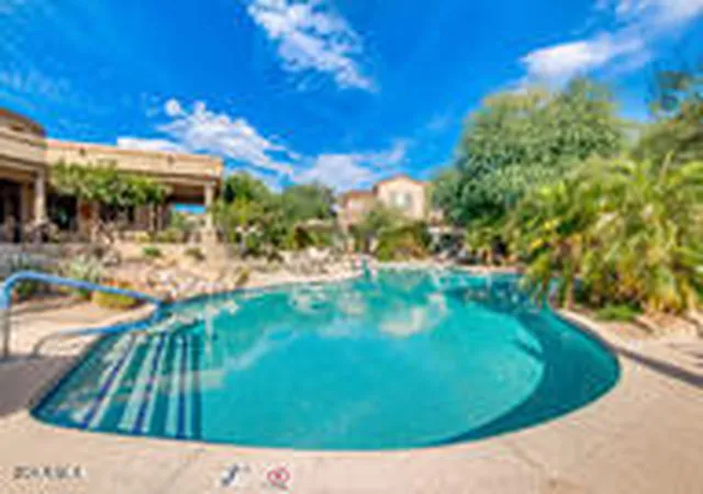 Homes for sale in Phoenix, AZ | 3131 E Legacy Drive, Phoenix, AZ 85042 | Houzeo