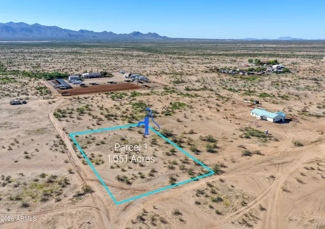 Homes for sale in Wittmann, AZ | 1 237th Ave, Wittmann, AZ 85361 | MLS# 7015587