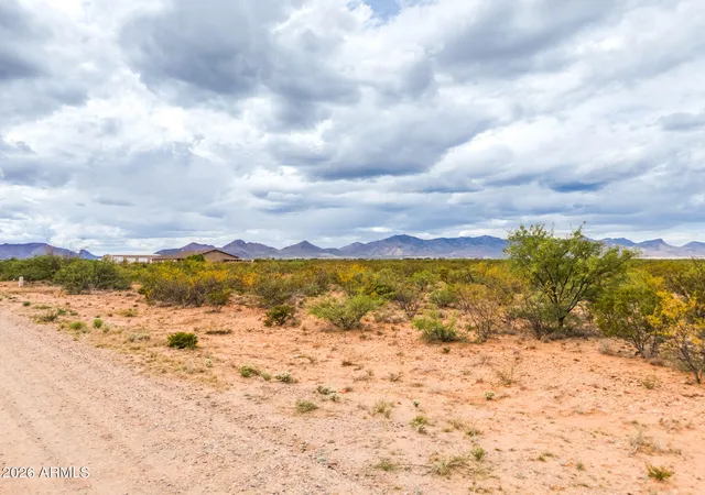Homes for sale in Huachuca City, AZ | 16 Acres E Valley View Trl #8, Huachuca City, AZ 85616 | MLS# 7016004