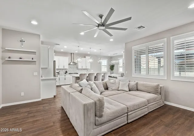 4th image of 18735 W San Juan Ave, Litchfield Park, AZ 85340 | MLS# 7018740
