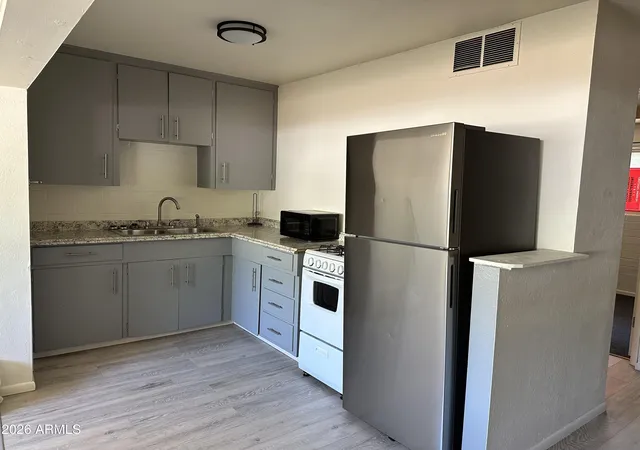 4th image of 19060 E Palm Ln, Black Canyon City, AZ 85324 | MLS# 7016431