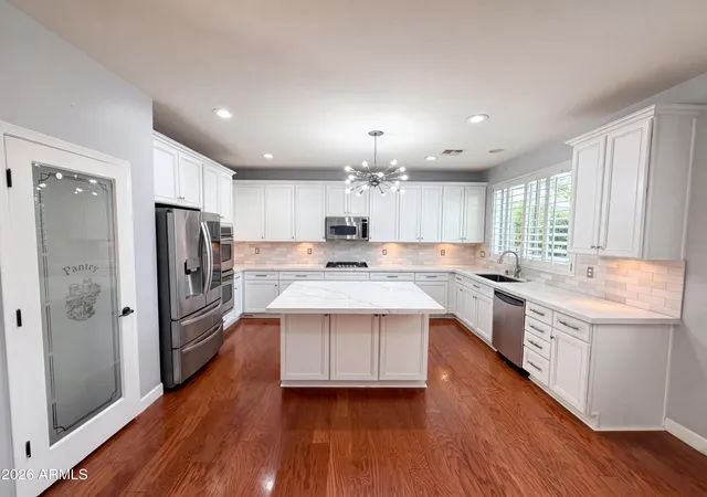 2nd image of 2113 W Eagle Feather Rd, Phoenix, AZ 85085 | MLS# 7015695