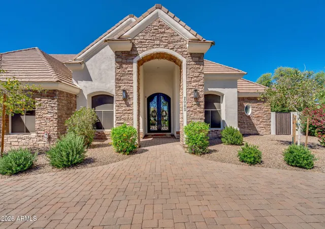 5th image of 2082 E Sanoque Blvd, Gilbert, AZ 85298 | MLS# 7015880