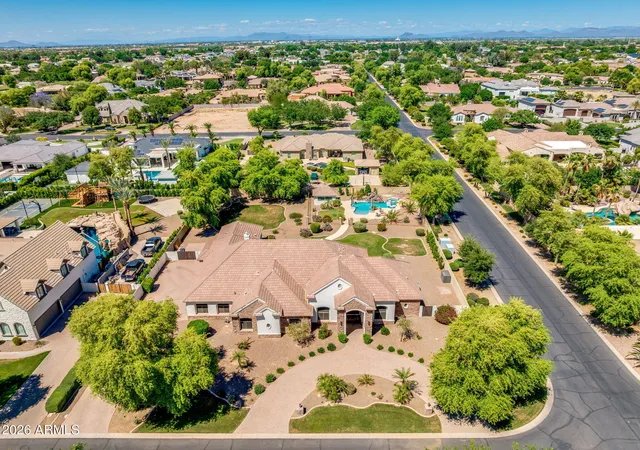 80th image of 2082 E Sanoque Blvd, Gilbert, AZ 85298 | MLS# 7015880