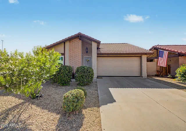 1st image of 5221 E Saguaro Cir, Phoenix, AZ 85044 | MLS# 7016627