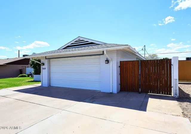 3rd image of 5634 N 39Th Ave, Phoenix, AZ 85019 | MLS# 7016120