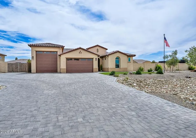 Photo 3 of Single family home for sale at 13531 W Tuckey Ct, Glendale, AZ 85307 | MLS# 7016812 | Listing updated on 2026-09-15