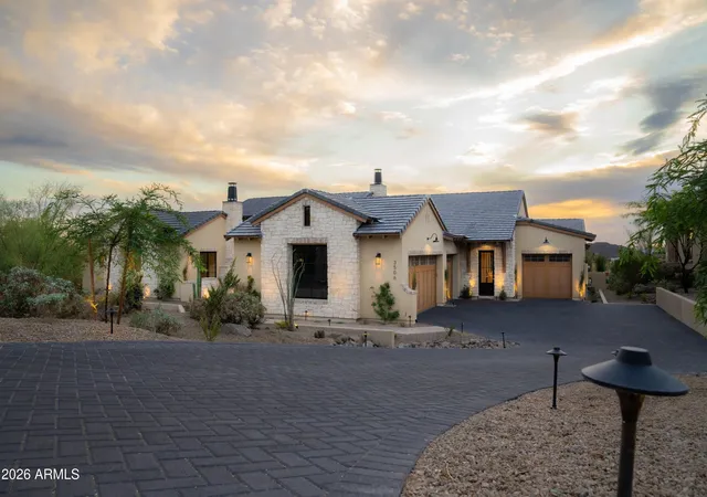 3rd image of 3506 N Crystal Peak Cir, Mesa, AZ 85207 | MLS# 7016165