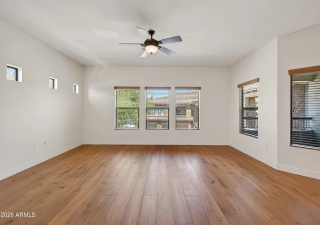 Homes for sale in Phoenix, AZ | 21320 N 56Th St #2069, Phoenix, AZ 85054 | MLS# 7032580