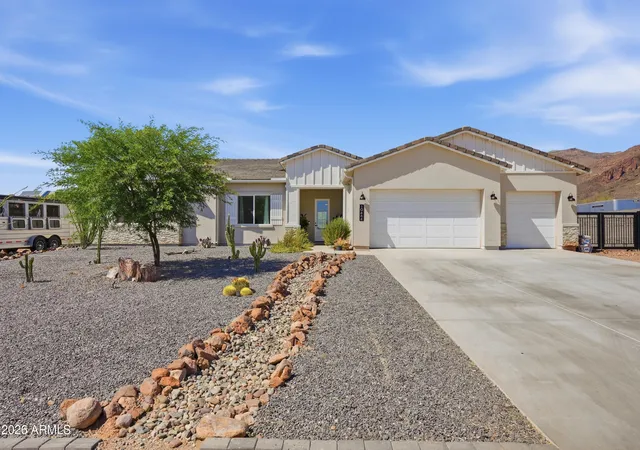 Photo 1 of Single family home for sale at 10464 E Magnolia Rd, Gold Canyon, AZ 85118 | MLS# 7016320 | Listing updated on 2026-08-26