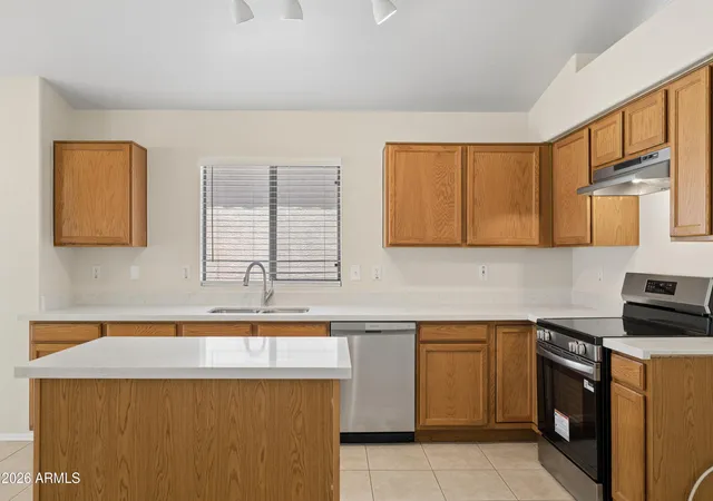 Photo 2 of Sale Pending at 826 E Potter Dr, Phoenix, AZ 85024 | MLS# 7042074 | Listing updated on 2026-09-19