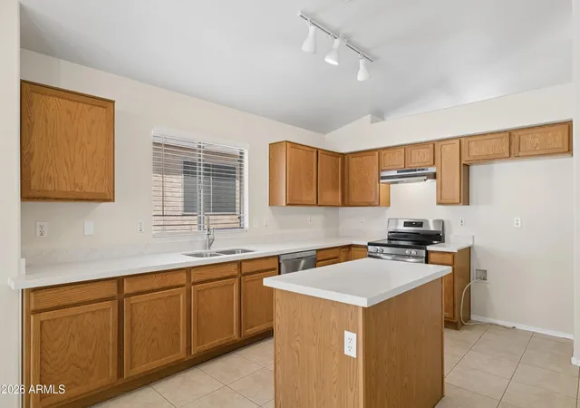 Photo 3 of Sale Pending at 826 E Potter Dr, Phoenix, AZ 85024 | MLS# 7042074 | Listing updated on 2026-09-19