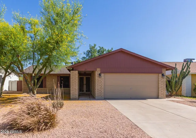 2nd image of 3911 W Desert Cove Ave, Phoenix, AZ 85029 | MLS# 7017150
