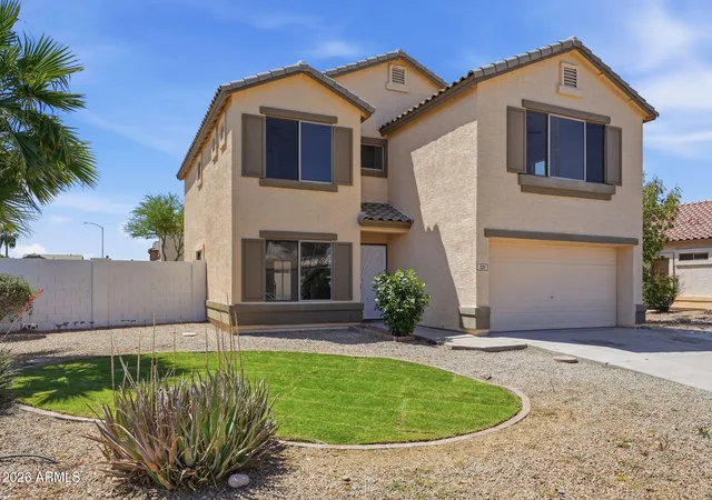 Photo 3 of Single family home for sale at 221 E Inglewood St, Mesa, AZ 85201 | MLS# 7016332 | Listing updated on 2026-09-15
