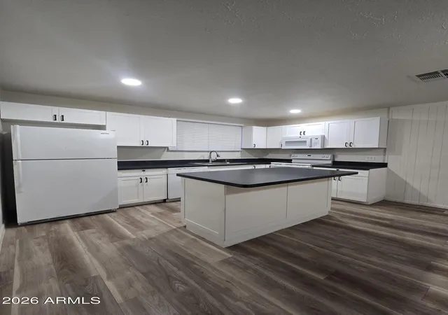 Photo 3 of Single family home for sale at 4924 W Catalina Dr, Phoenix, AZ 85031 | MLS# 7016333 | Listing updated on 2026-06-25