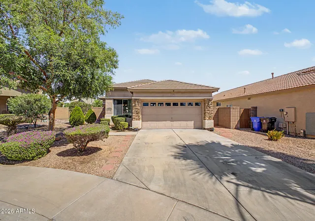 Photo 2 of Single family home for sale at 14658 W Crocus Dr, Surprise, AZ 85379 | MLS# 7016842 | Listing updated on 2026-06-20