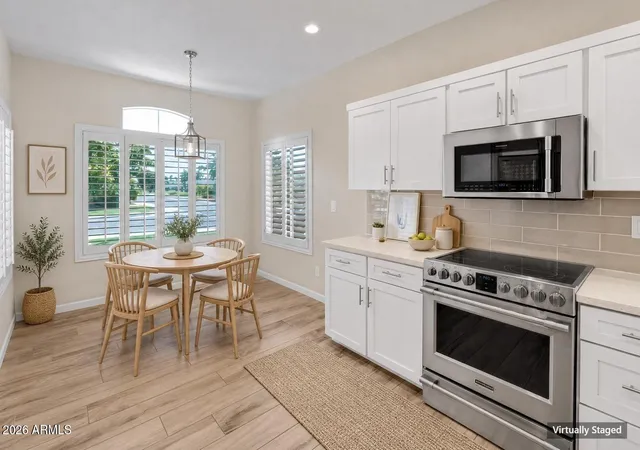 Photo 4 of Single family home for sale at 4330 N 32nd Place, Phoenix, AZ 85018 | MLS# 7036577 | Listing updated on 2026-09-27