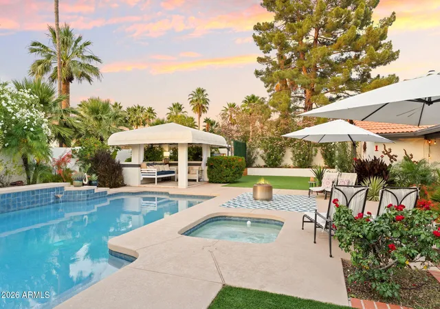 Photo 4 of Sale Pending at 802 E Forest Hills Dr, Phoenix, AZ 85022 | MLS# 7021350 | Listing updated on 2026-08-26