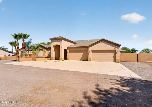 Photo 3 of Sale Pending at 17836 E Happy Rd, Queen Creek, AZ 85142 | MLS# 7018331 | Listing updated on 2026-08-18