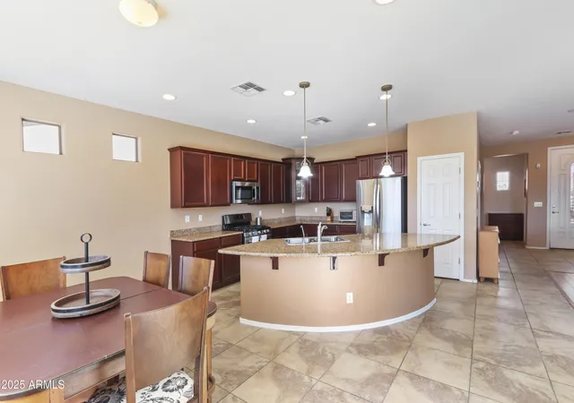 5th image of 20934 N Sweet Dreams Dr, Maricopa, AZ 85138 | MLS# 7016883