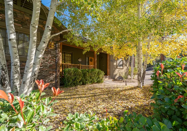 Photo 3 of Single family home for sale at 820 Bryce Cyn Cir, Prescott, AZ 86303 | MLS# 7016907 | Listing updated on 2026-08-24
