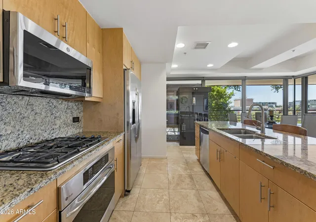 5th image of 7117 E Rancho Vis Dr, Scottsdale, AZ 85251
