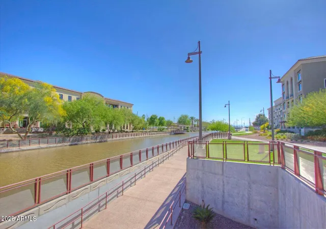 2nd image of 7117 E Rancho Vis Dr, Scottsdale, AZ 85251